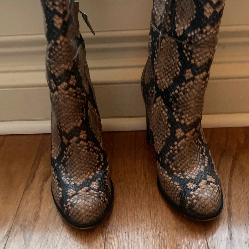 Sam Edelman tall leather snake skin boots - Picture 5 of 14
